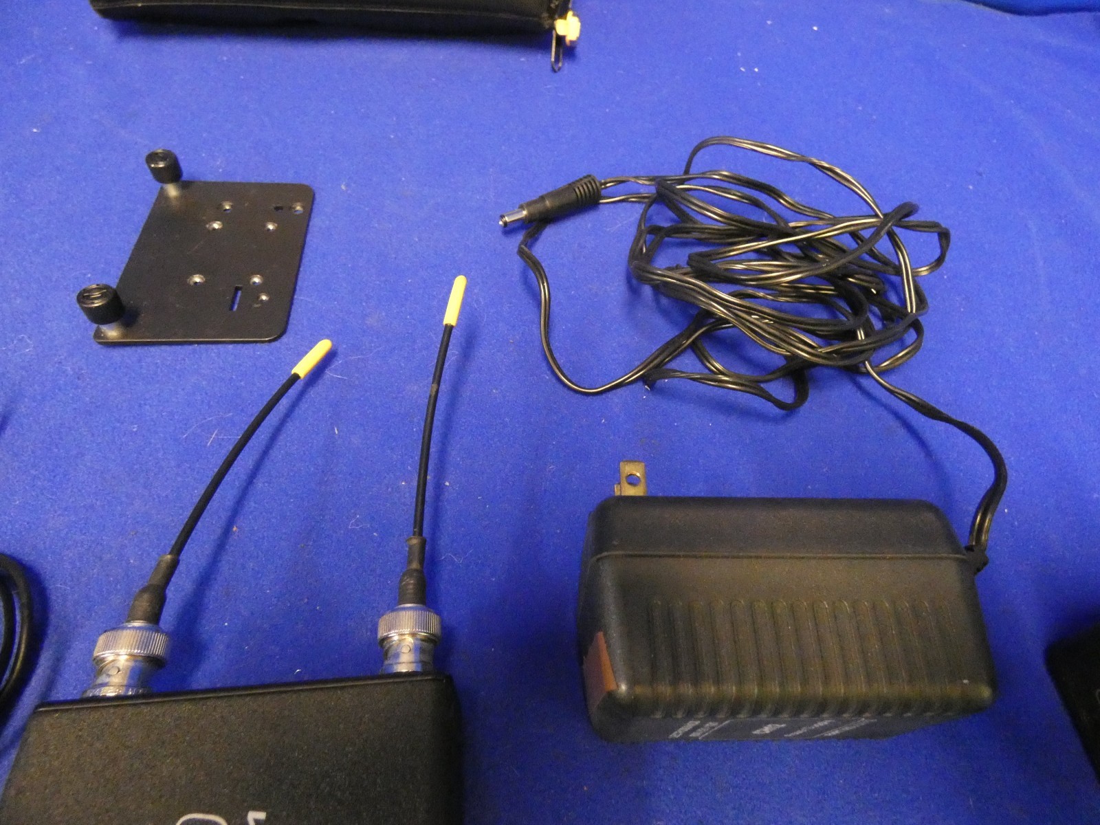 Lectrosonics UCR211 UHF Receiver Block 24, UM200C w/Mic, UH200D Plug-On, Case