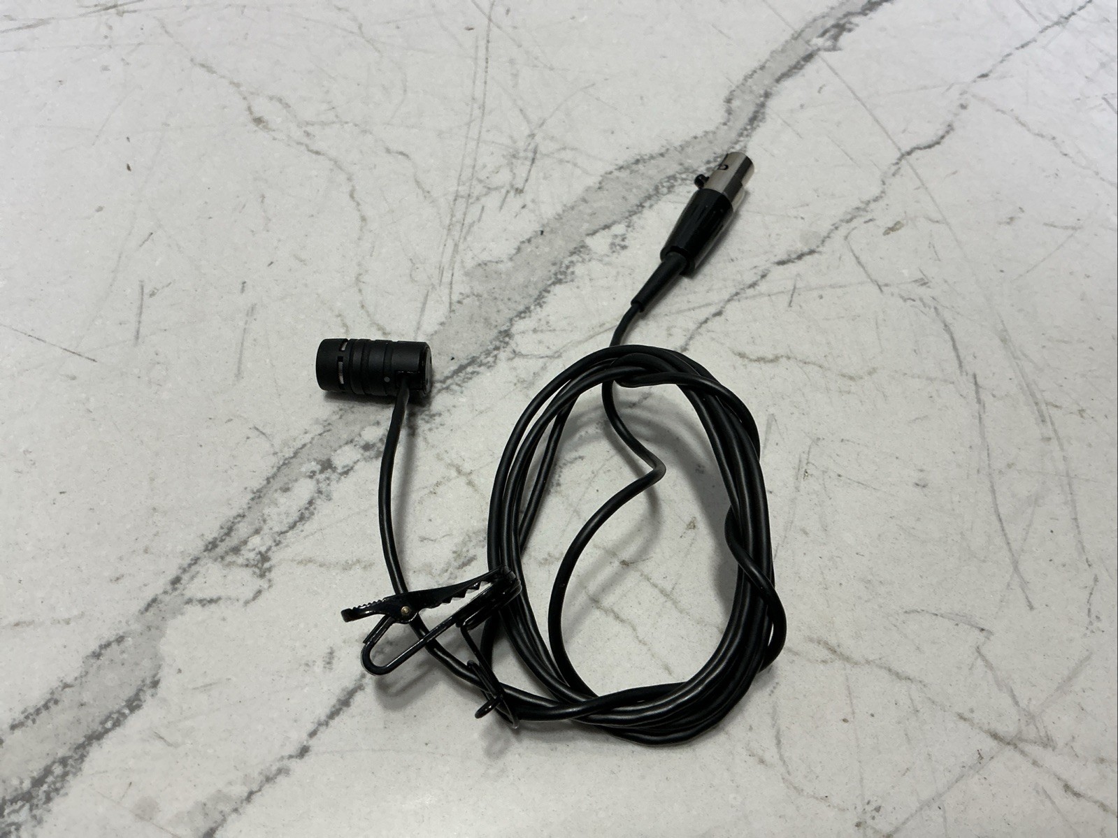 Shure WL185 Cardioid Lavalier Lapel Microphone