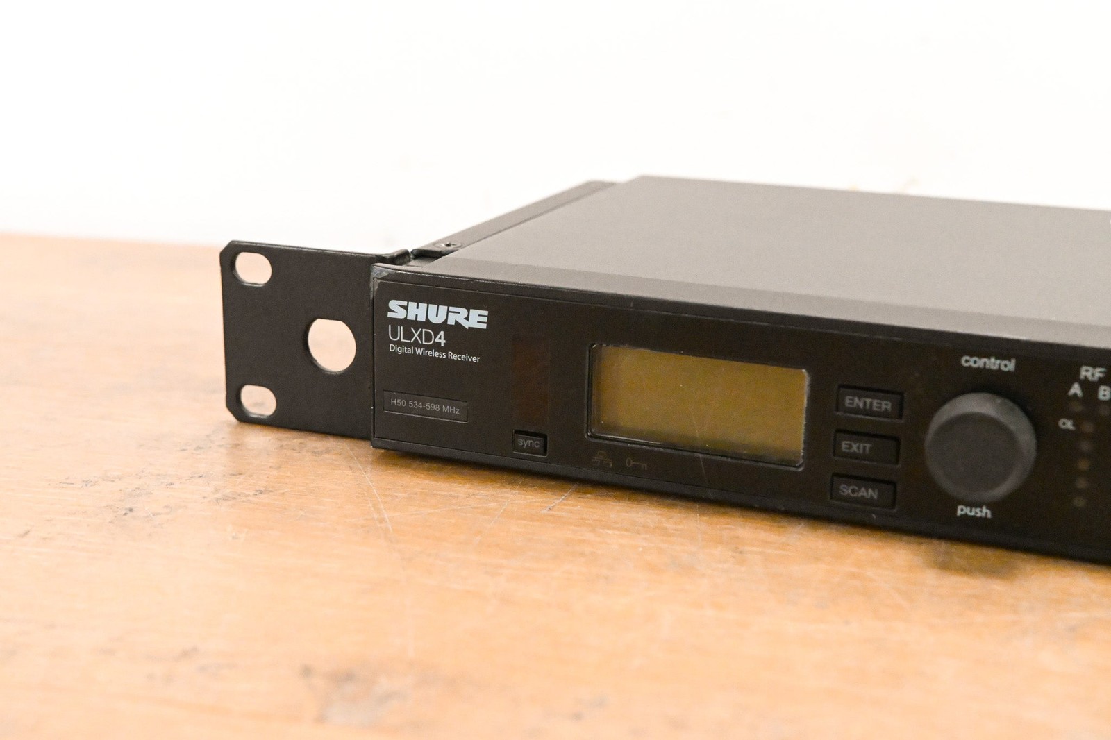 Shure ULXD4 Digital Wireless Receiver – H50 Band: 534-598 MHz (NO PSU) CG01YF6