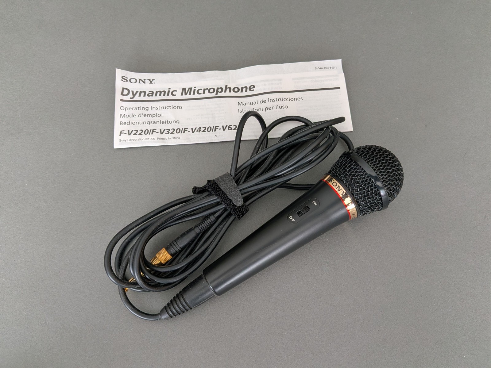 Sony F-V220 Cabled Dynamic Microphone
