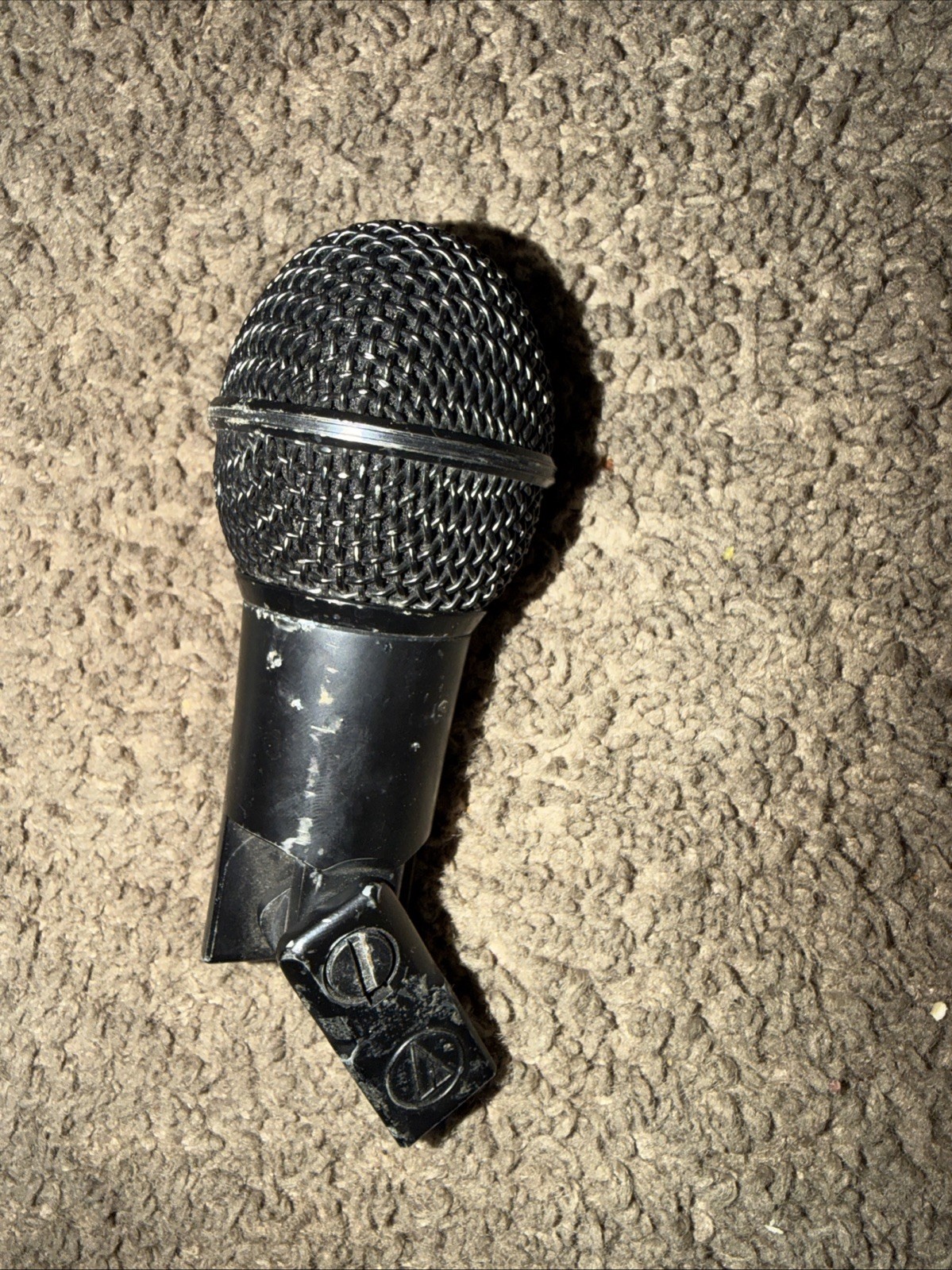 AUDIO-TECHNICA AT Kick Rack Floor Tom Bass Drum Mic MICROPHONE Wired