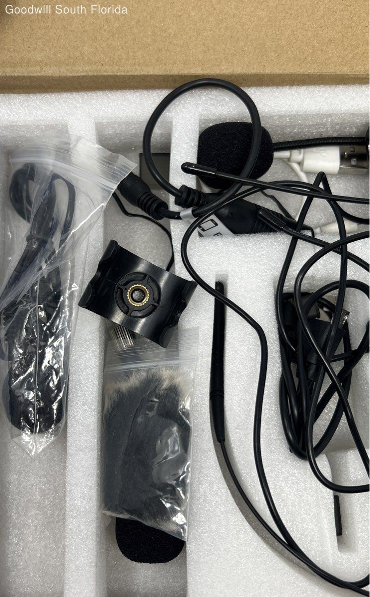 MPH-05 YM-2 Wireless Headset Lavalier Microphone System Open Box Not Tested