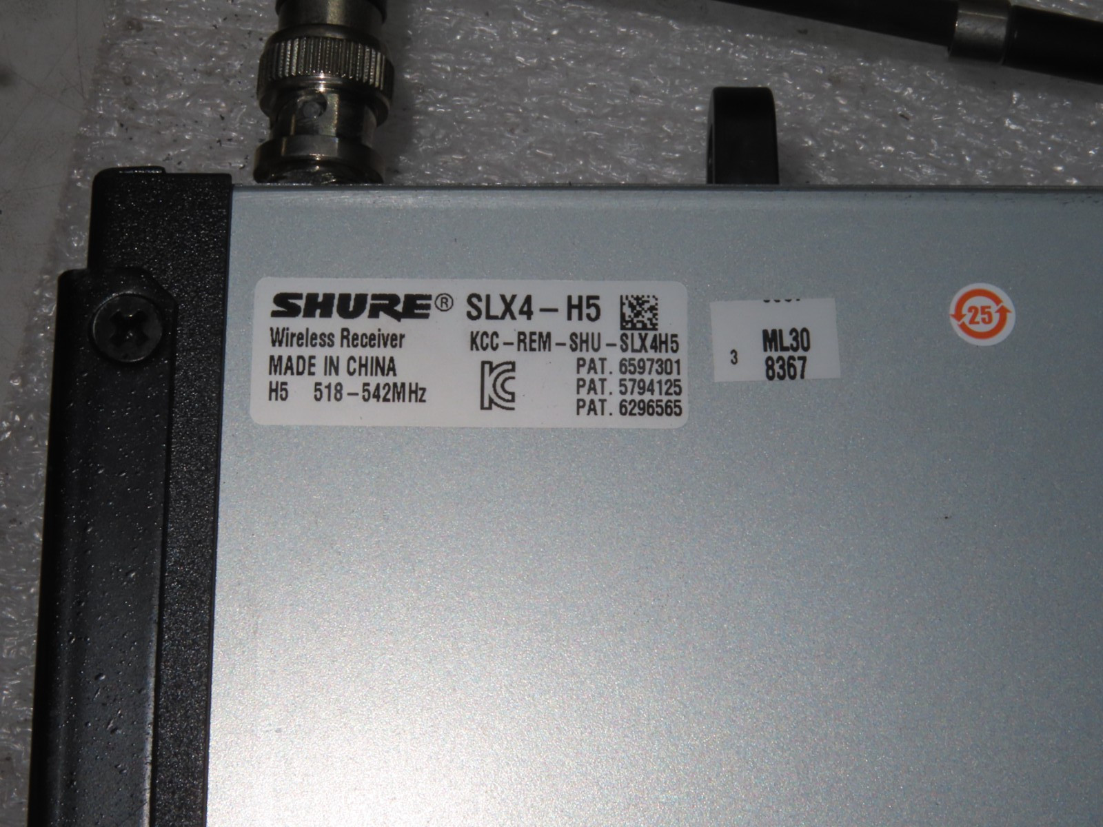 1 Set of 2-SHURE ULXS4 662-698 MHz-M1 | Shure SLX4 Wireless Receiver H5 518-542