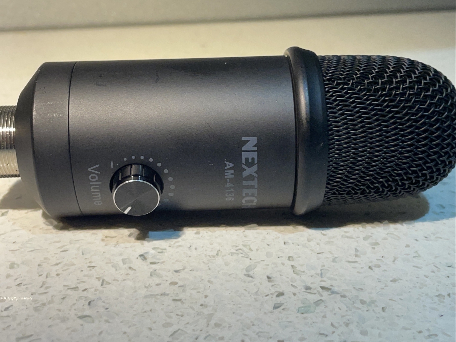 Nextech USB Streaming Microphone AM4136, Pl Check Description