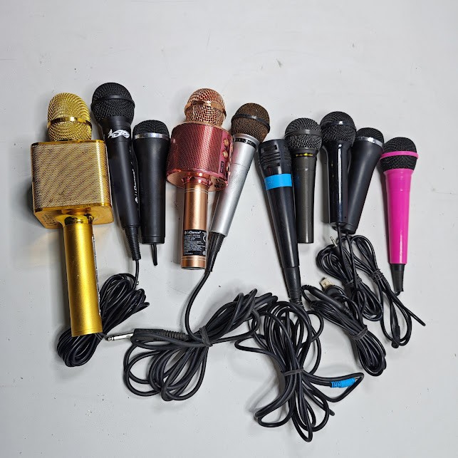 Lot of 10 Used Microphones – Various Colors & Models, No Packaging