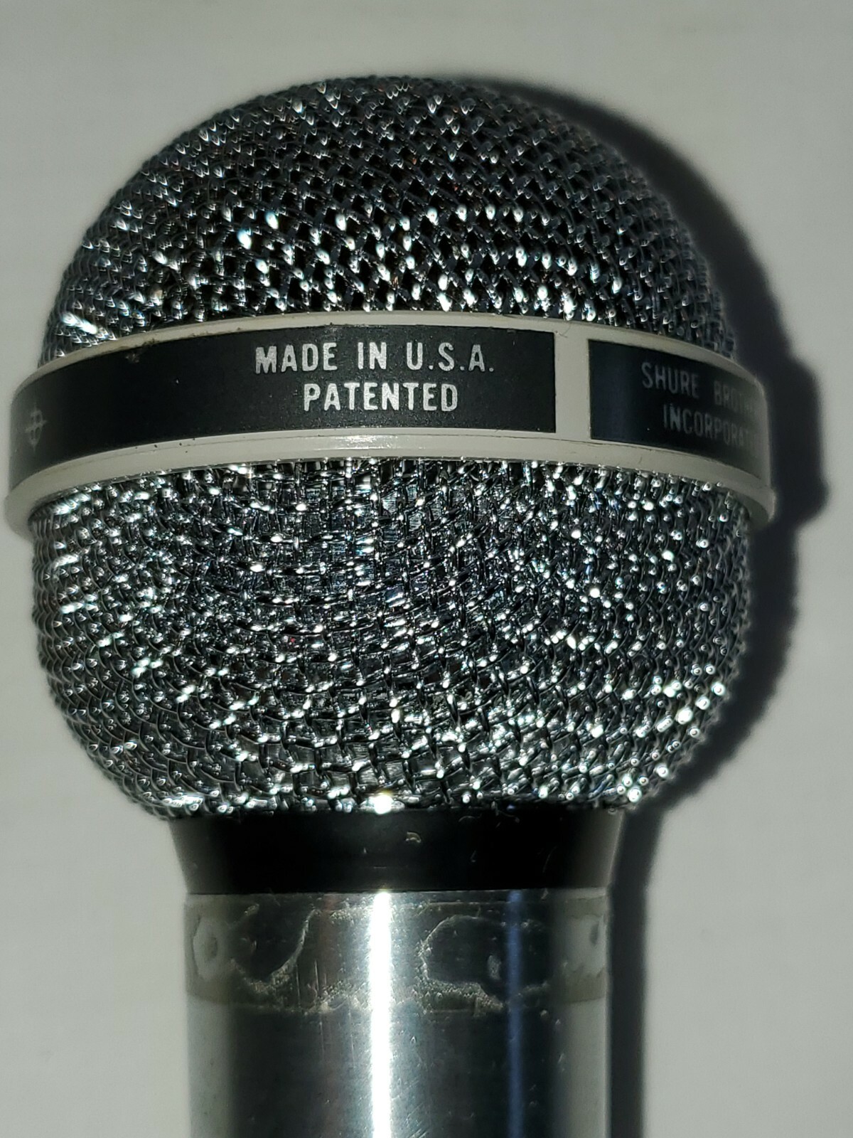 Shure Unisphere High Cable Impedance Dynamic Microphone Case Model PE 585