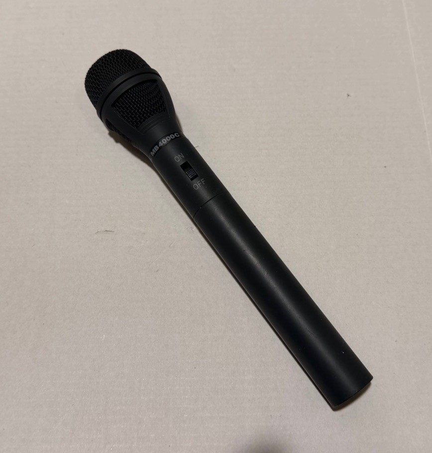 Audio Technica MB 4000c black cardiod condencer microphone with on/off switch