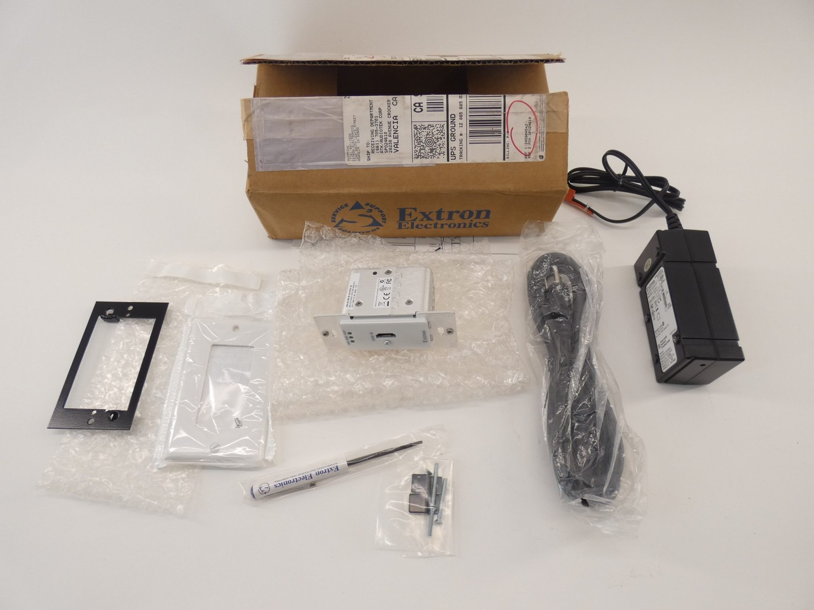 Extron 60-1611-13 XTP T HWP 101 4K HDMI Transmitter Wallplate – NEW Surplus!