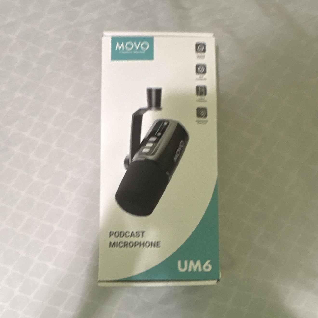 Movo UM6 Cardioid Condenser Podcast Mic USB-C/XLR Black, Mute, Volume