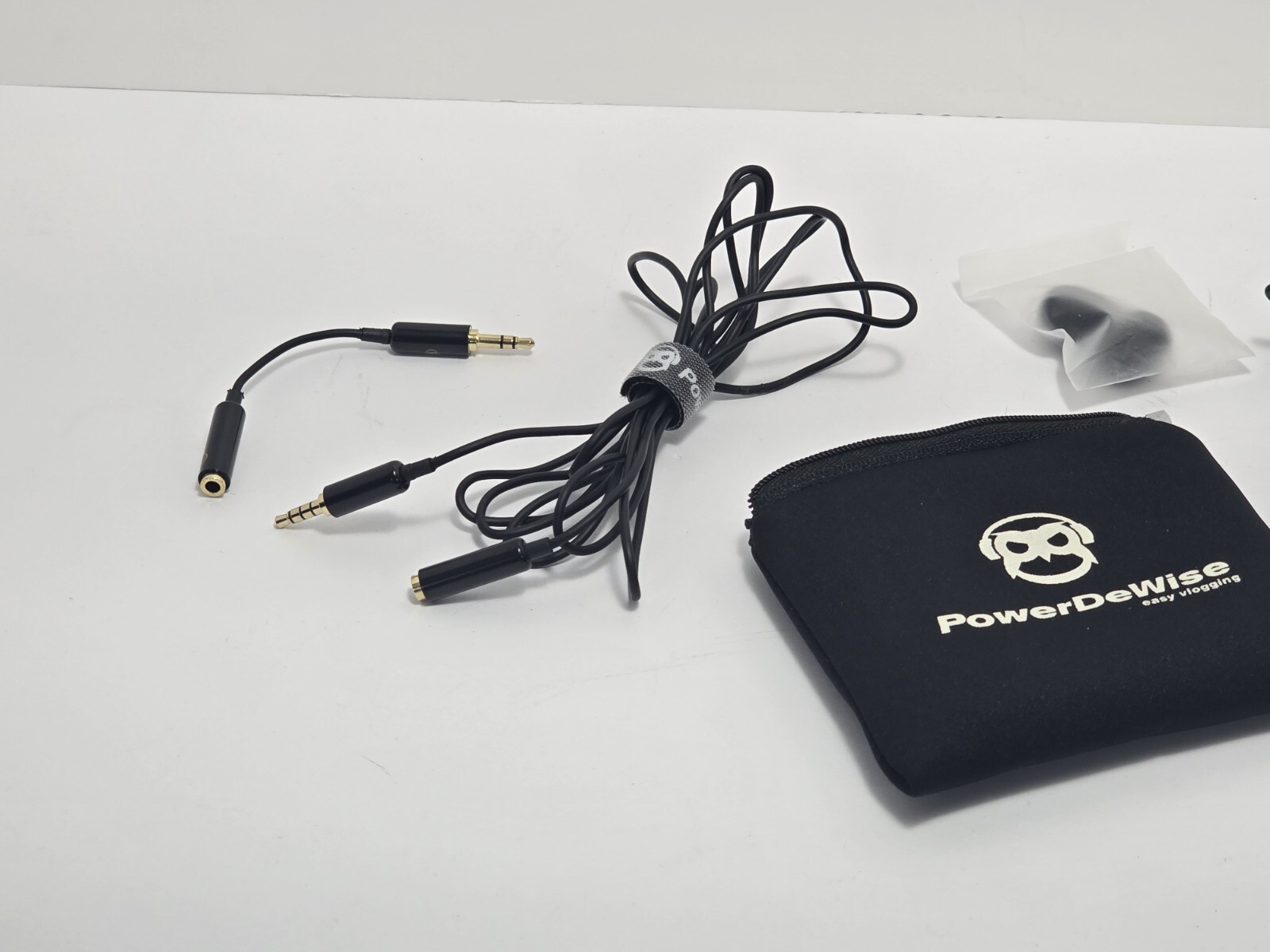 PowerDeWise Lapel Microphone Vlogging