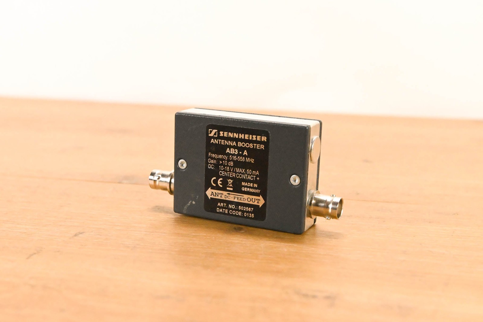 Sennheiser AB3-A Antenna Booster – A Range: 516-558 MHz CG01YJK