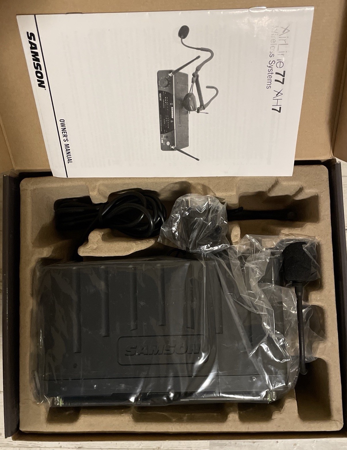 Samson AirLine 77 AH7 Wireless Fitness Headset System – CH K3