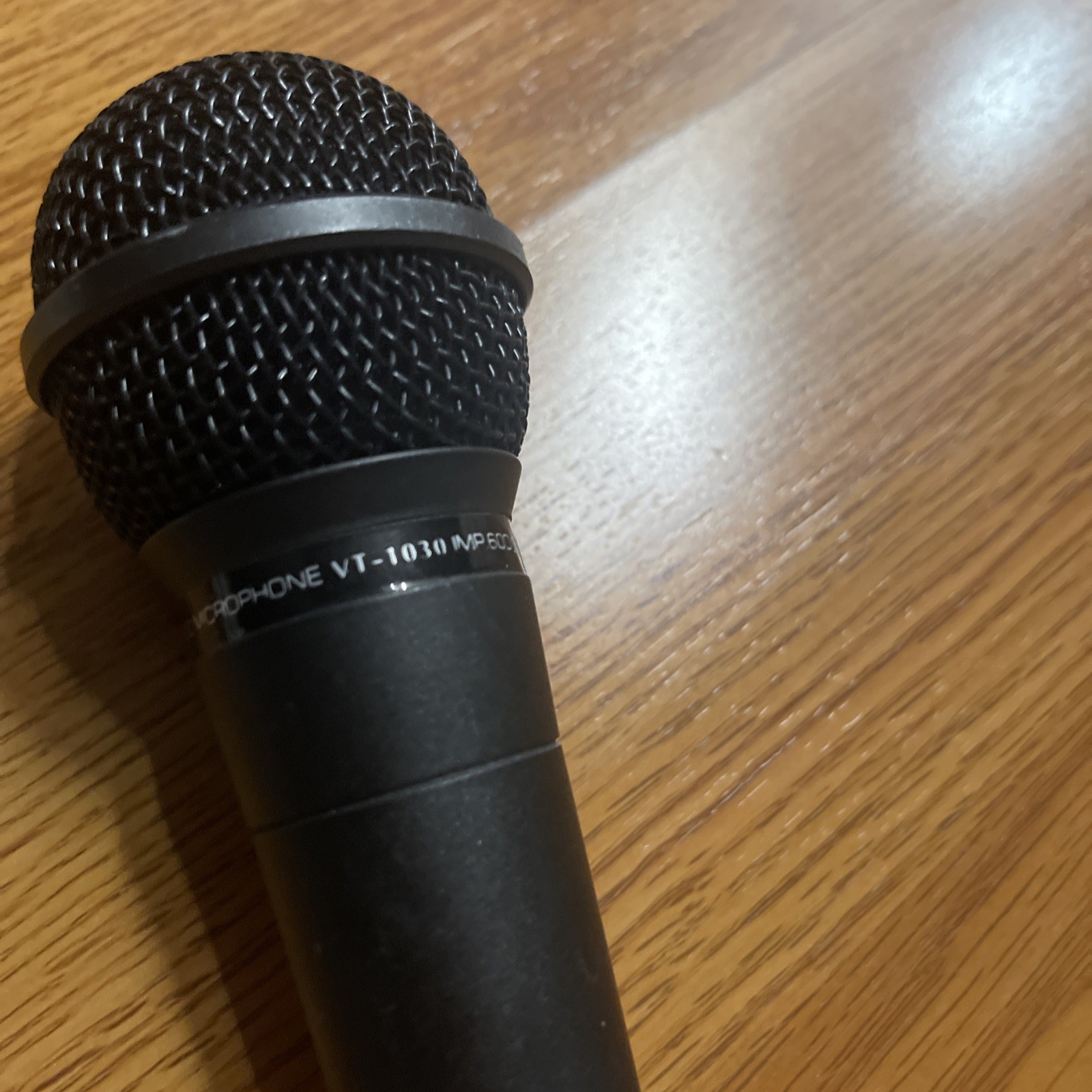 V-Tech VT-1030 XLR Microphone