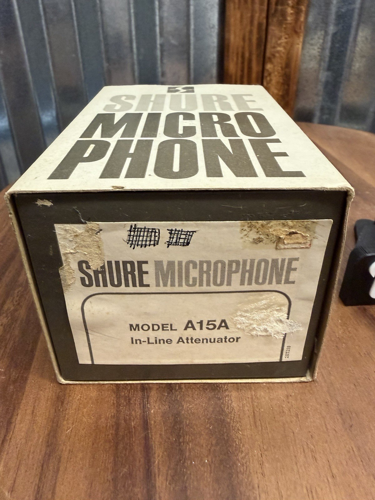 Vintage Shure A15A Inline Attenuator Pad 15dB Mic XLR Adapter USA Made Boxed NOS