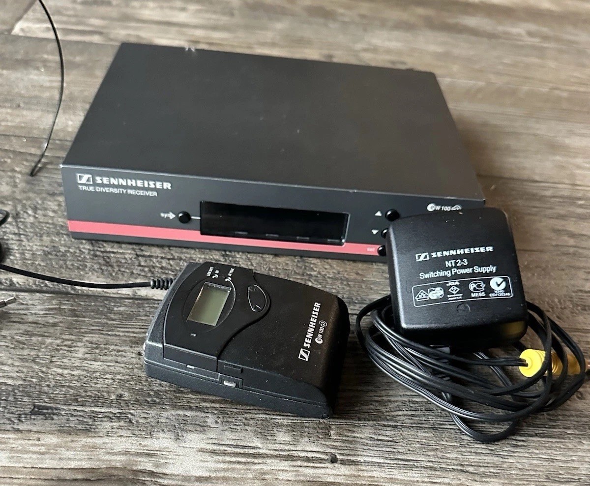 Sennheiser EW 100 G3 Wireless Microphone System SK100 EM100 Band A 516-558 MHz