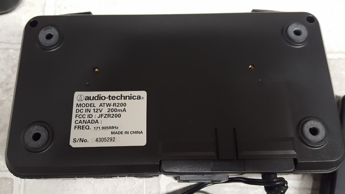 AUDIO-TECHNICA ATW-R200 R80 PROformance Wireless Receiver w/T87 Transmitter READ