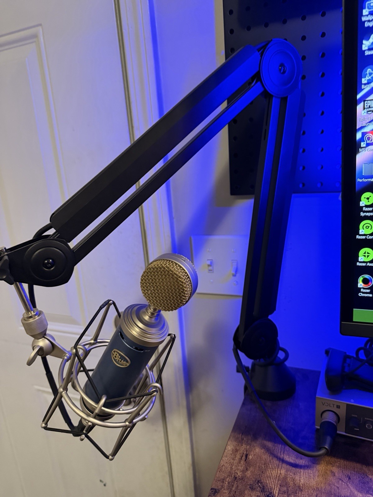 Blue Bird Condenser Microphone with Shock Mount Arm and Volt 1 Audio Interface