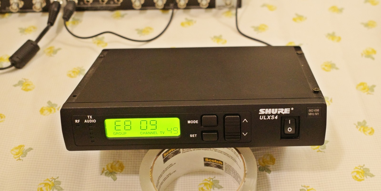 Shure ULXS4 M1 Wireless Microphone Receiver