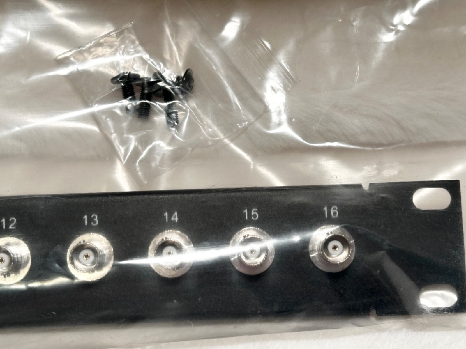 NEW 19″ Rack Mount Kit Front Panel 16 Hole Ports MPCX-16 W/ MOUNTING SCREWS