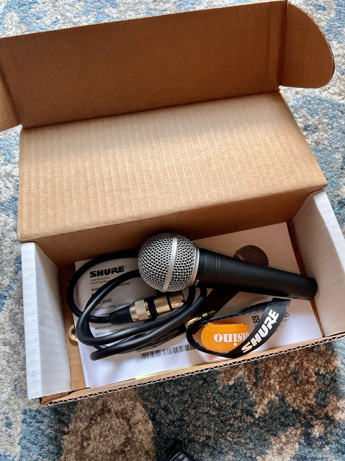 Shure SM48 Cardioid Dynamic Vocal Microphone With Case And Cable