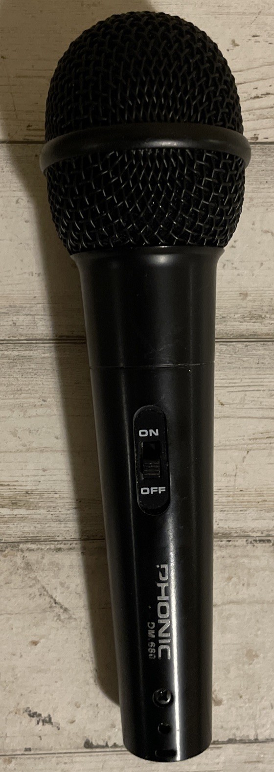 Phonic DM-680 Dynamic Stuido Microphone – No Cod – Mic Only