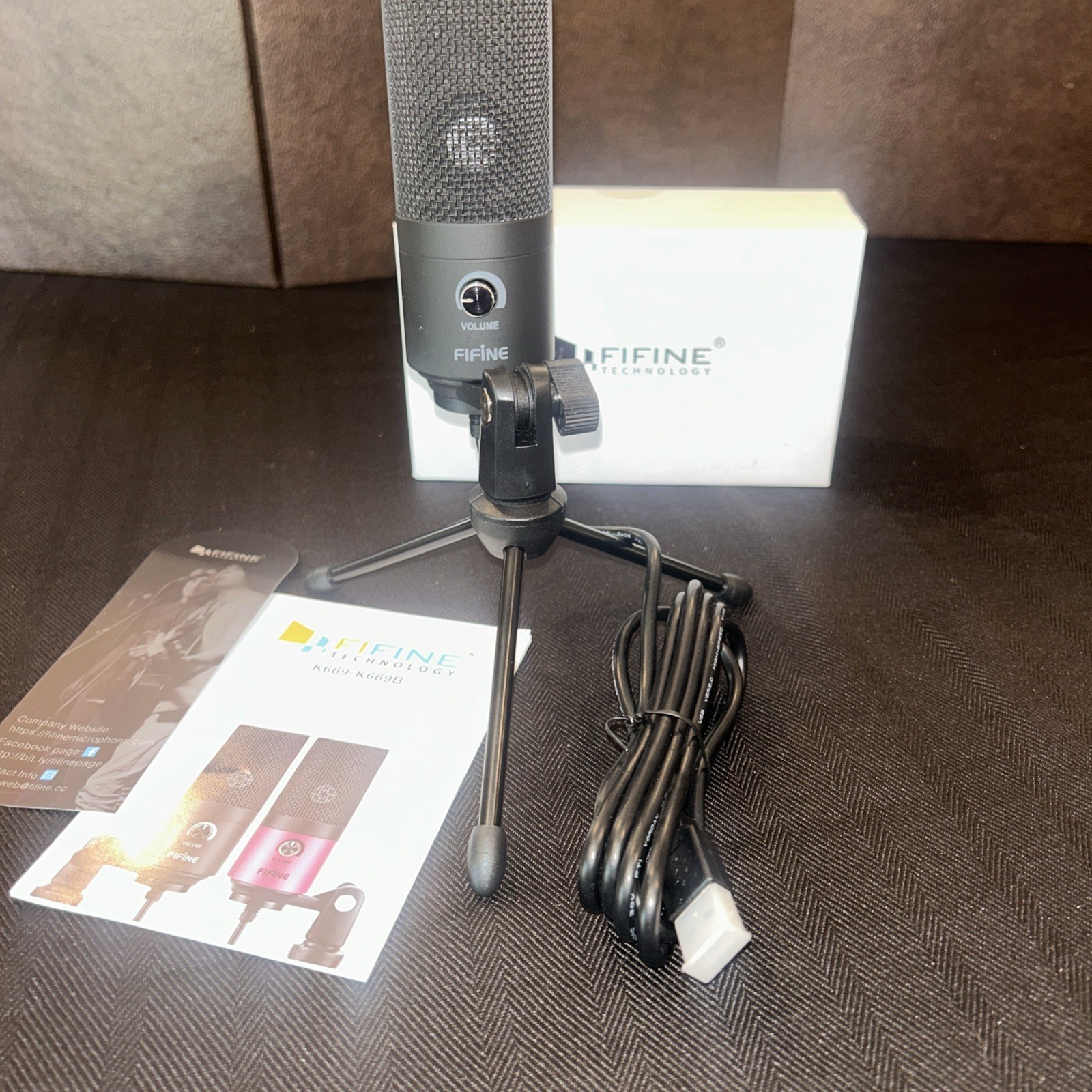 FIFINE K669 USB Condenser Microphone W/ Stand Cord New w/User Guide