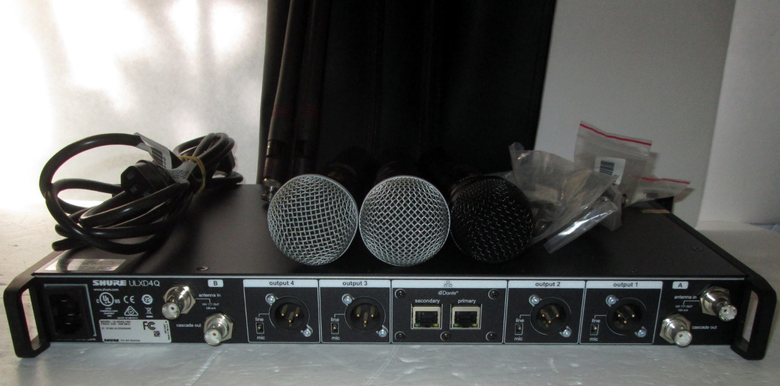 SHURE ULXD4Q-H50, 3 x ULXD2-H50 SM87A & SM58 Wireless Microphone & Receiver