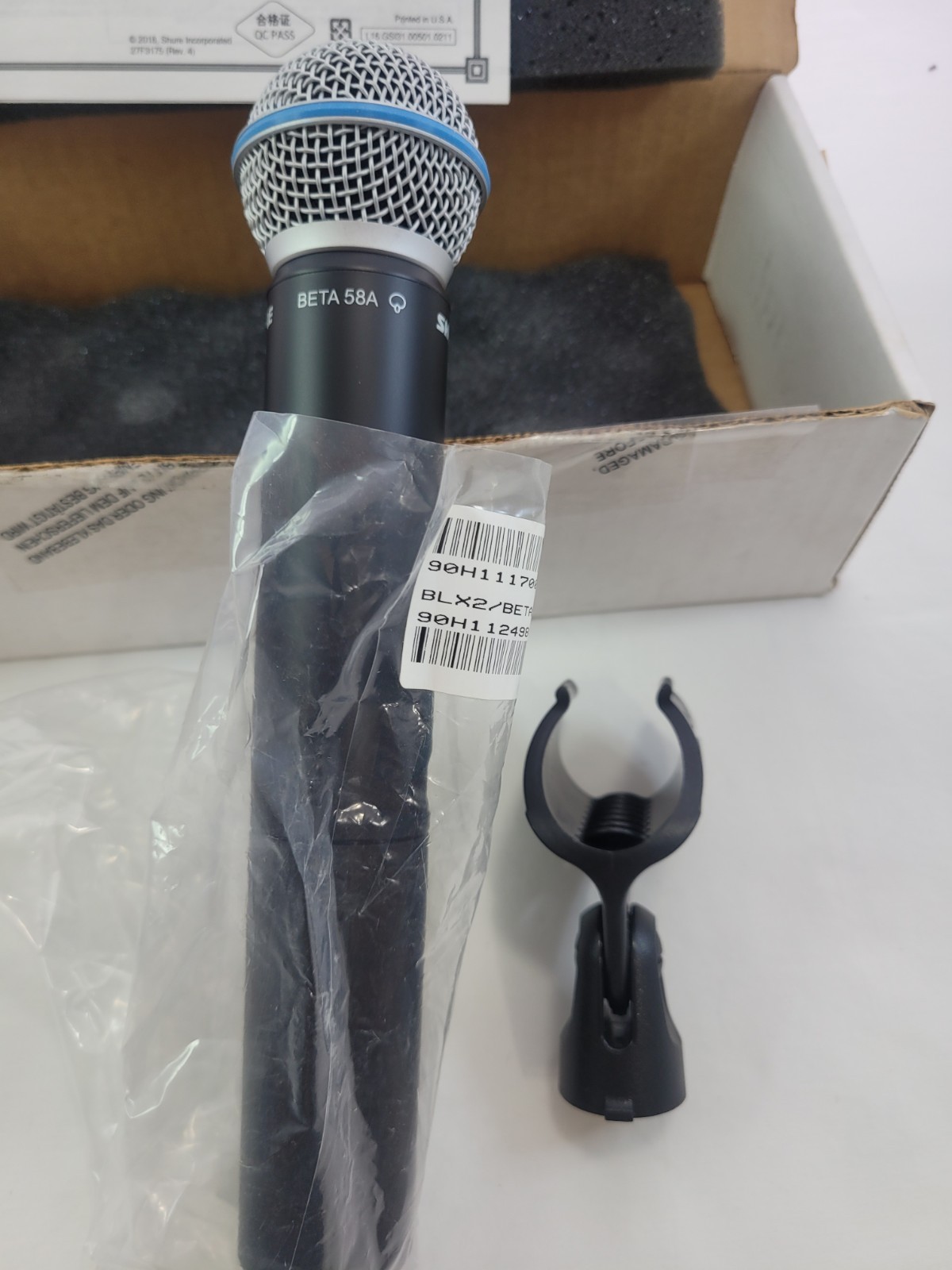 Shure BLX2/B58 Wireless Handheld Microphone Transmitter- Black