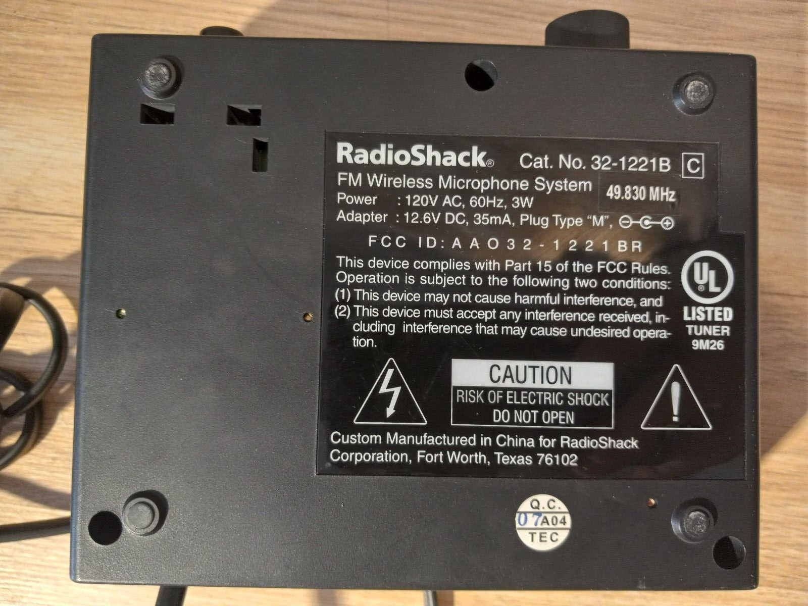 RadioShack FM Wireless Microphone System 32-1221B — BASE ONLY —