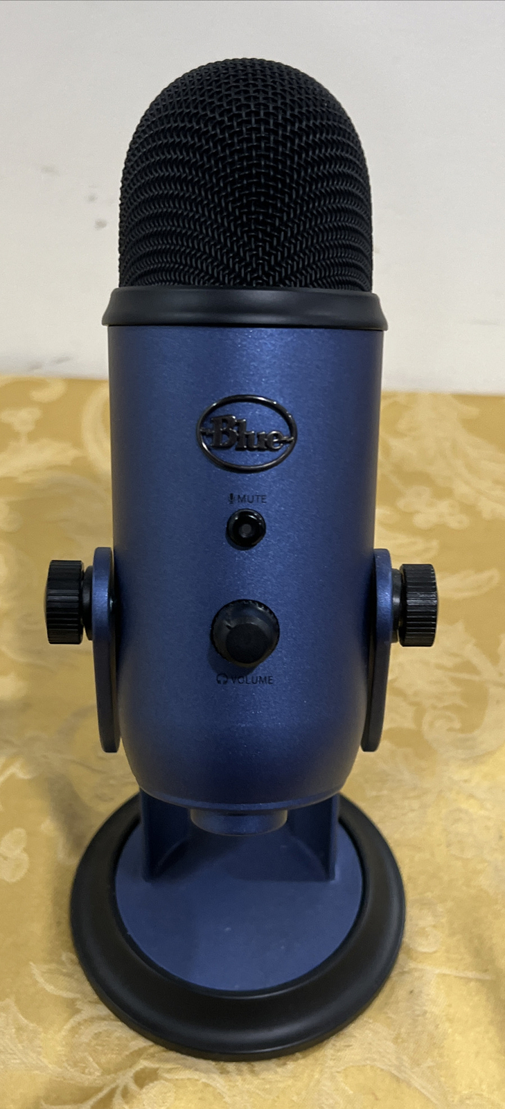 Blue Yeti USB Wired Cardioid Omnidirectional Bidirectional Microphone With Stand