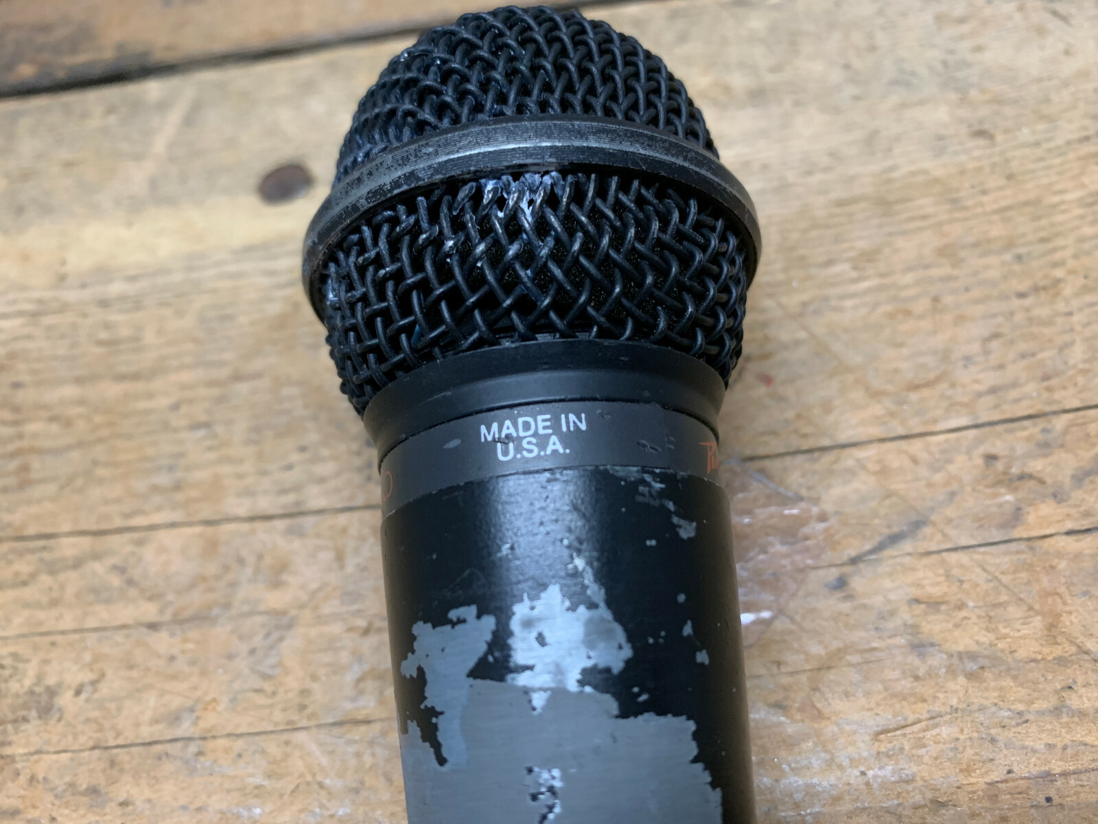 PEAVEY PVM 380N MICROPHONE- VINTAGE! SOUNDS GREAT! MAKE OFFER!!