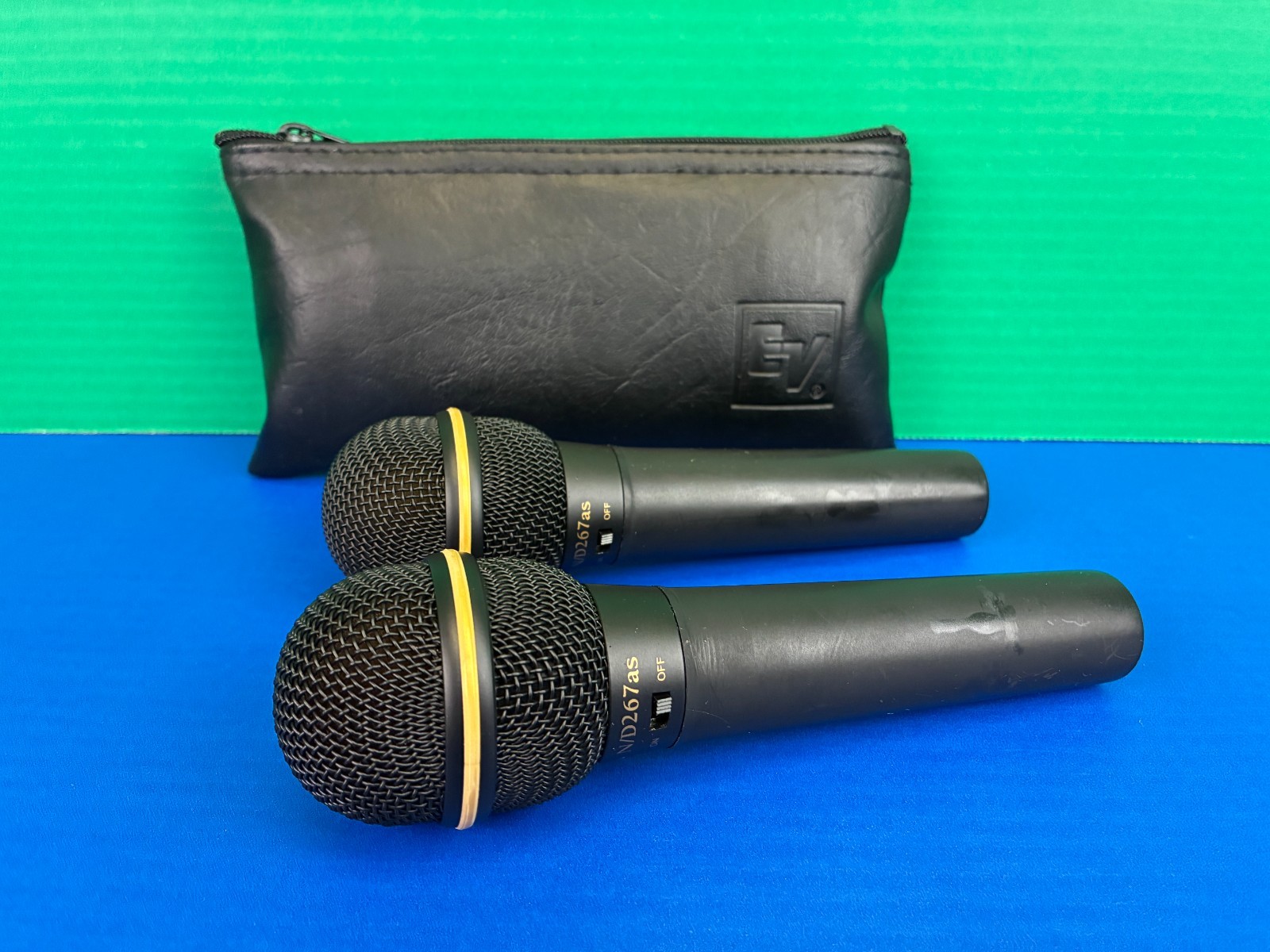 Set of 2 – EV N/D267as Dynamic Performance Vocal Microphone Black TESTED WORKING