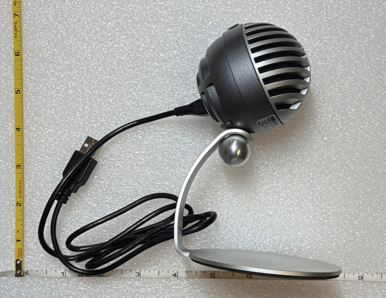SHURE AMV5-DS Silver USB Microphone, stand, & cable, preowned