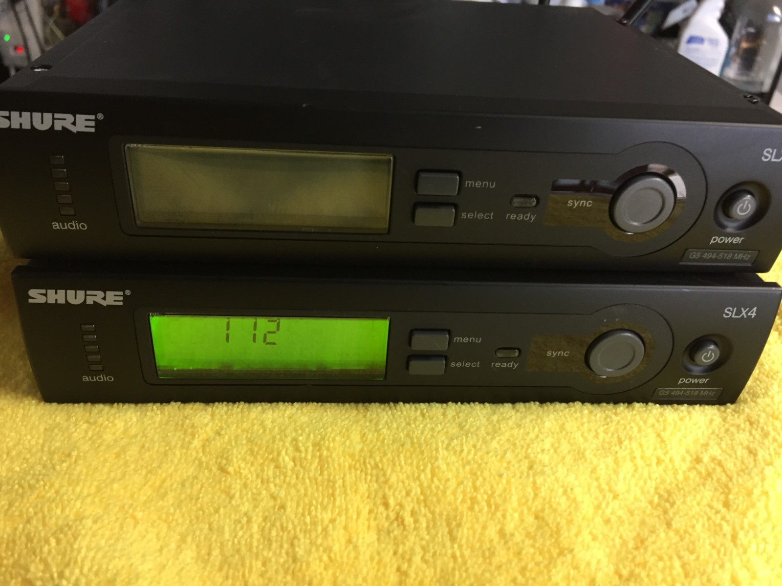 Lot of 2 Shure SLX4 G4 Wireless Microphone Receiver 494-518 MHz