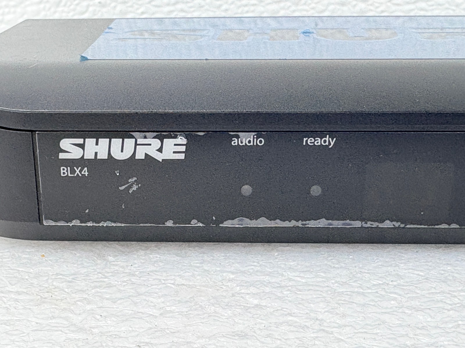 Shure BLX4 H8 Wireless 518-542MHz Single Channel Receiver – w/ Power Adapter