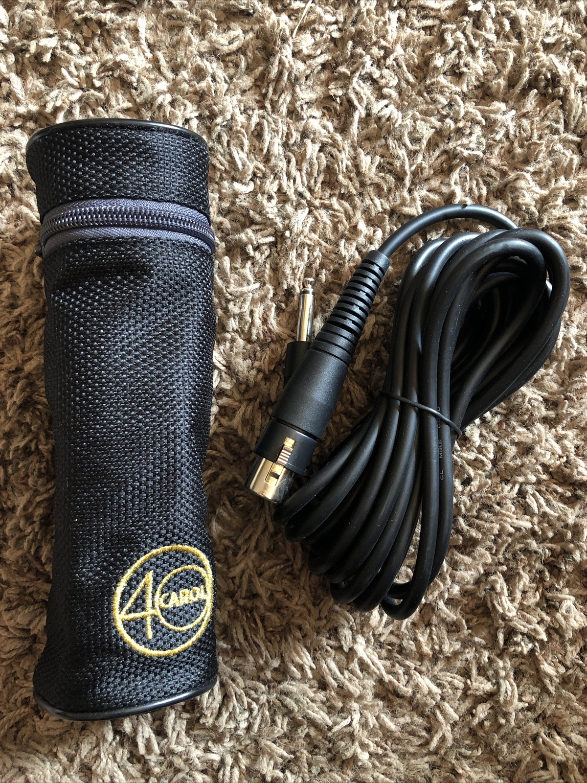 Carol 40 Dynamic Cable Professional Microphone