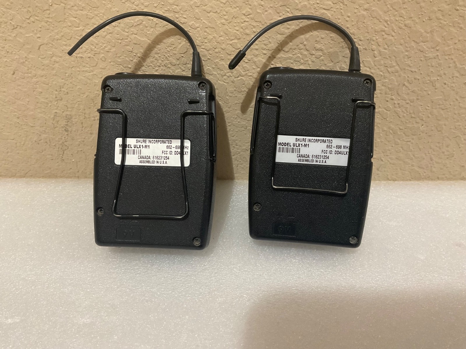 Shure ULX1-M1 Wireless Bodypack Transmitter W/ Antenna