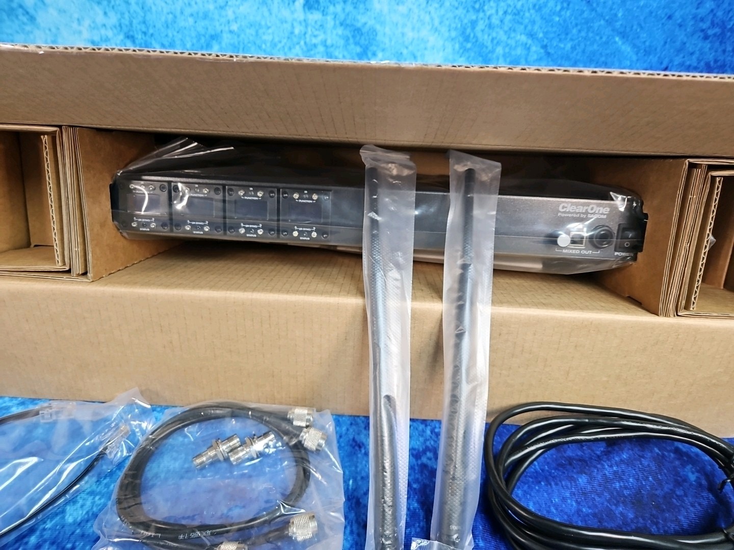 BLAZING DEAL! ClearOne 4 Ch. Wireless Receiver Compressed w/Docking Station
