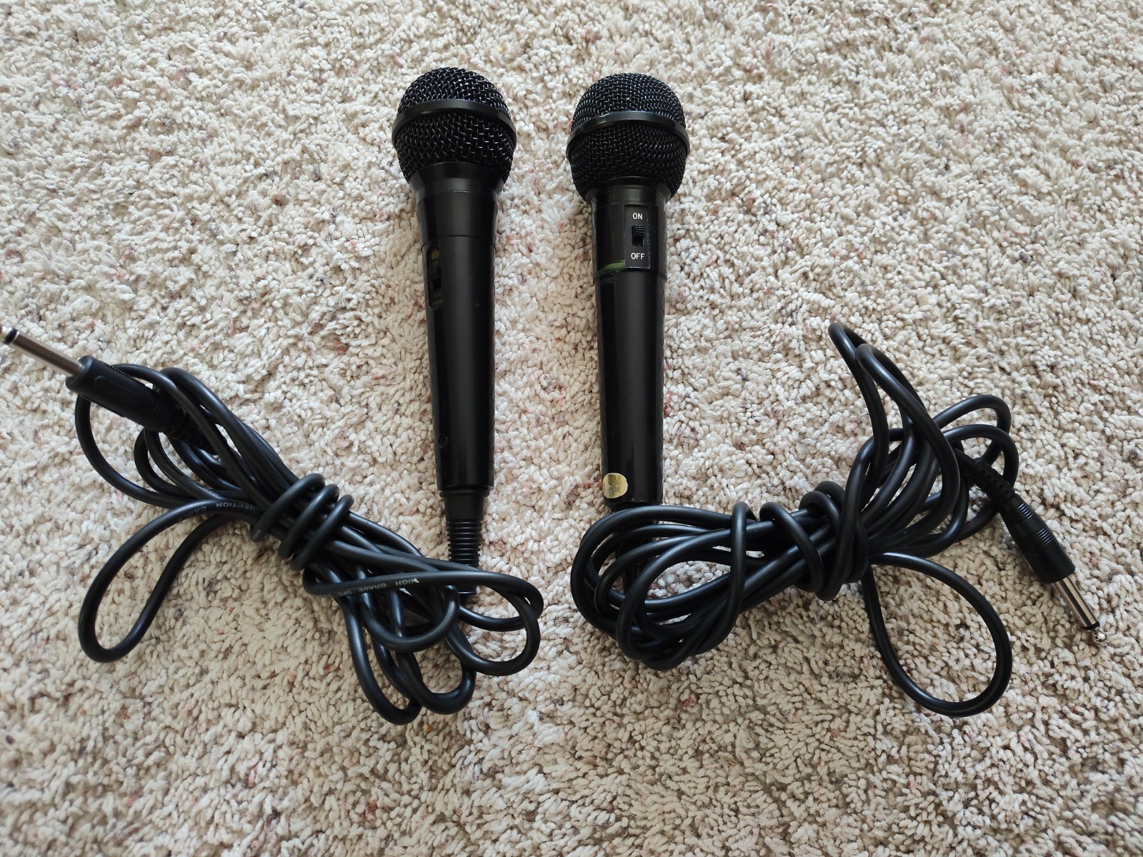 Corded Microphones Memorex 10 Ft Cord 1/4″ Plug Stage Performance