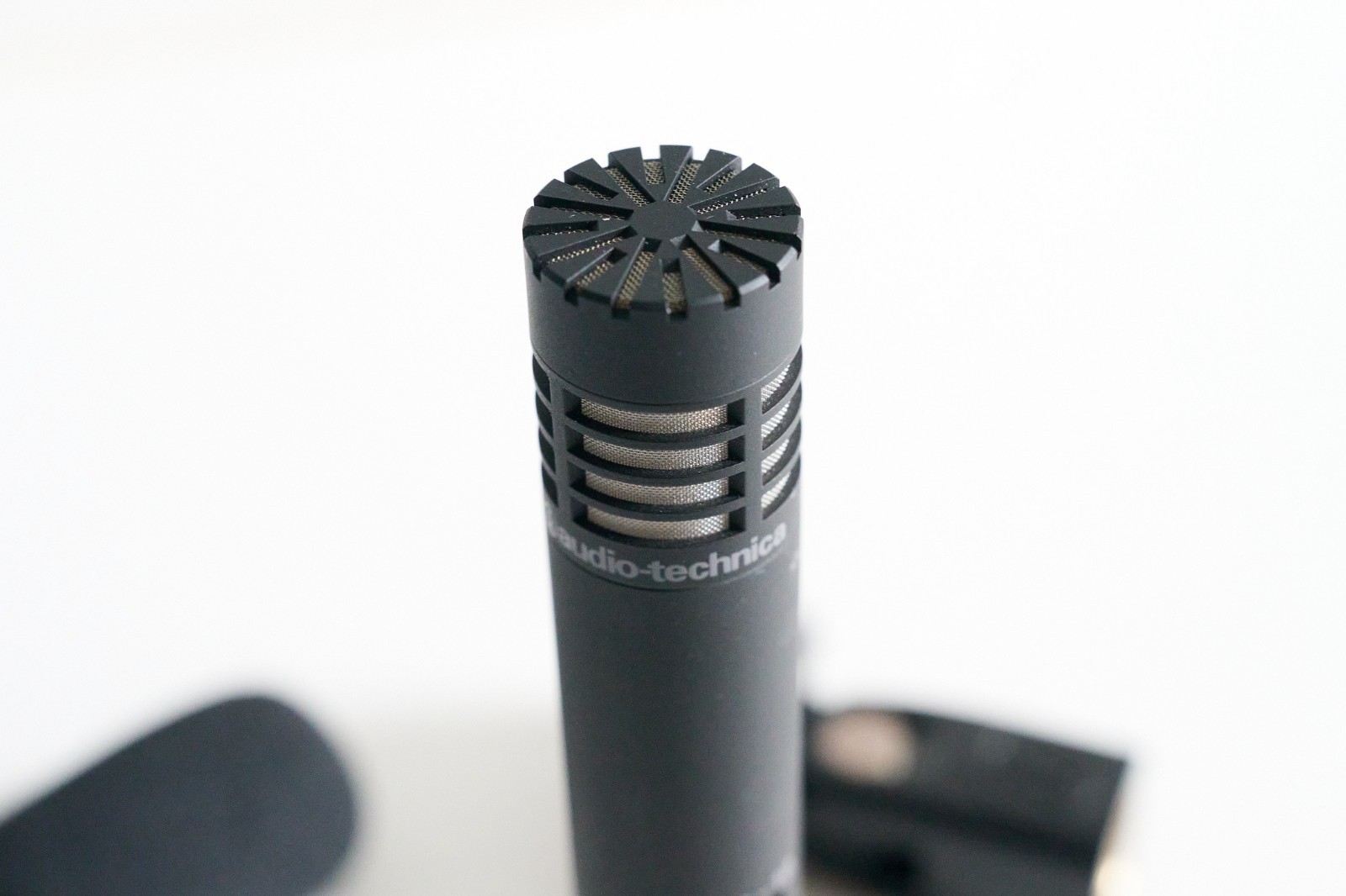 Audio-Technica AT4053b Hypercardioid Condenser Microphone