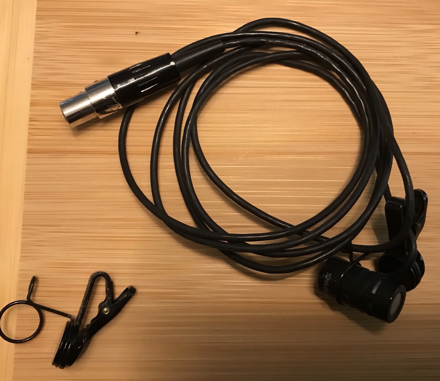 Shure WL184 Lavalier Condenser Microphone w/extra Clip And Shure Zip bag