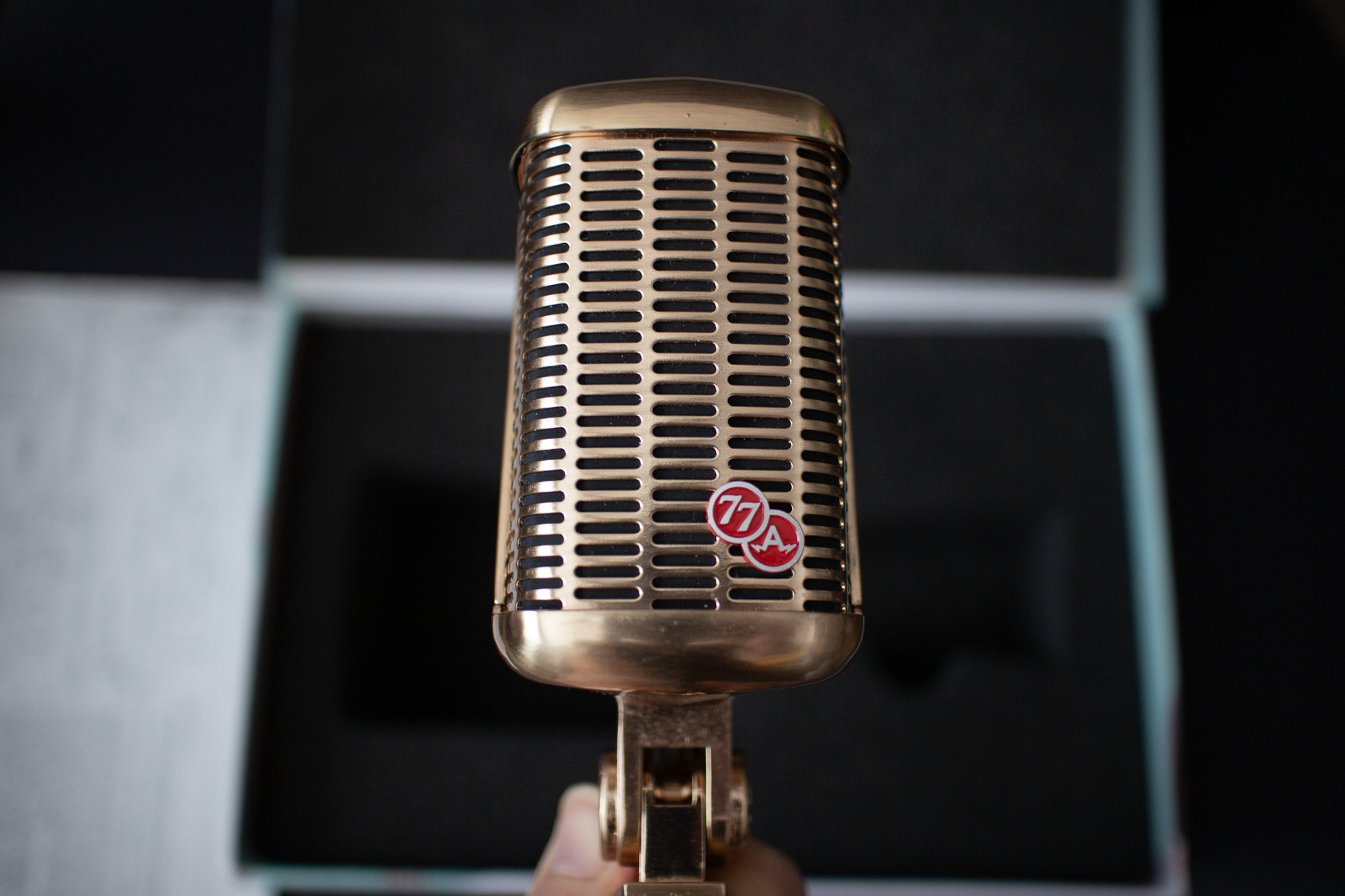 Gold CAD Audio A77 – Supercardioid Large Diaphragm Dynamic Microphone