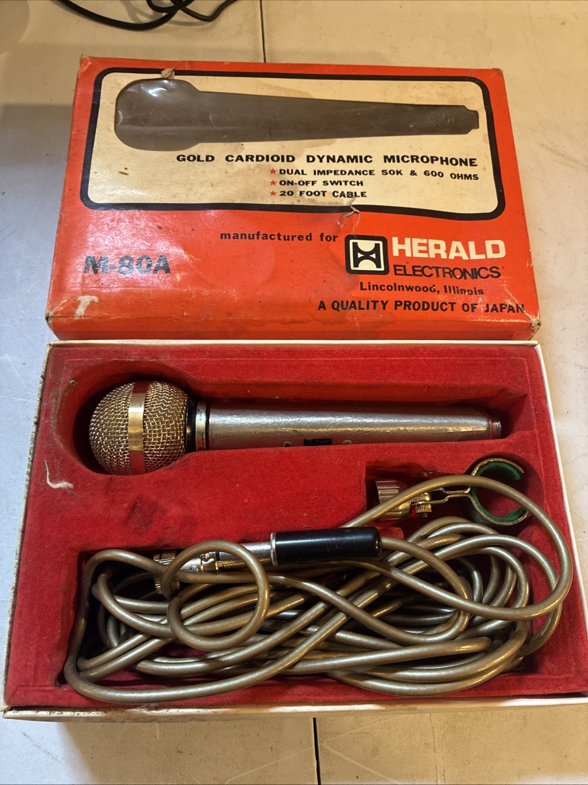 Herald Unidirectional Dynamic Mic Microphone Model M-80A Japan | Untested