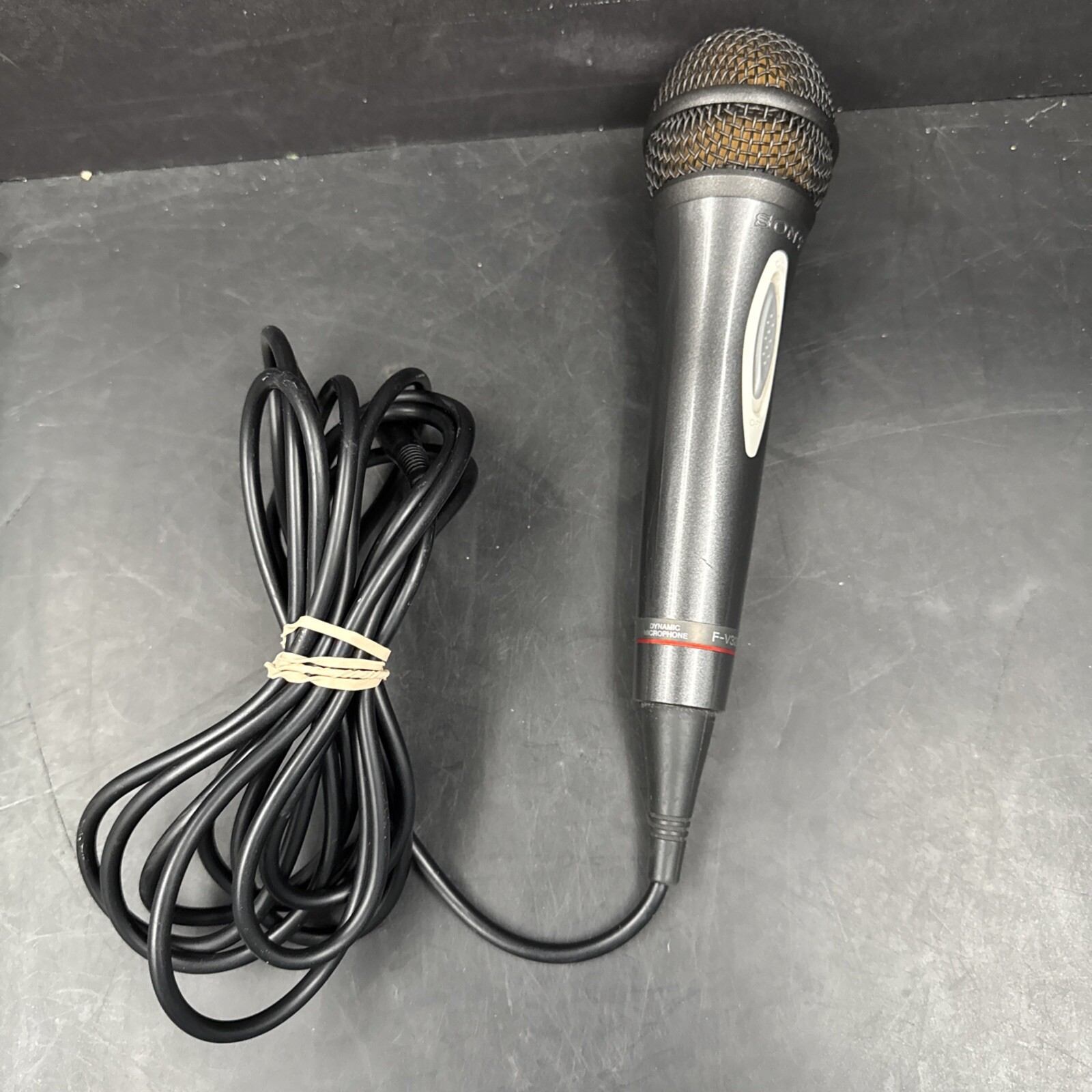 Vintage Sony F-V320 Dynamic Cable Microphone Karaoke Speaking w/ Cord
