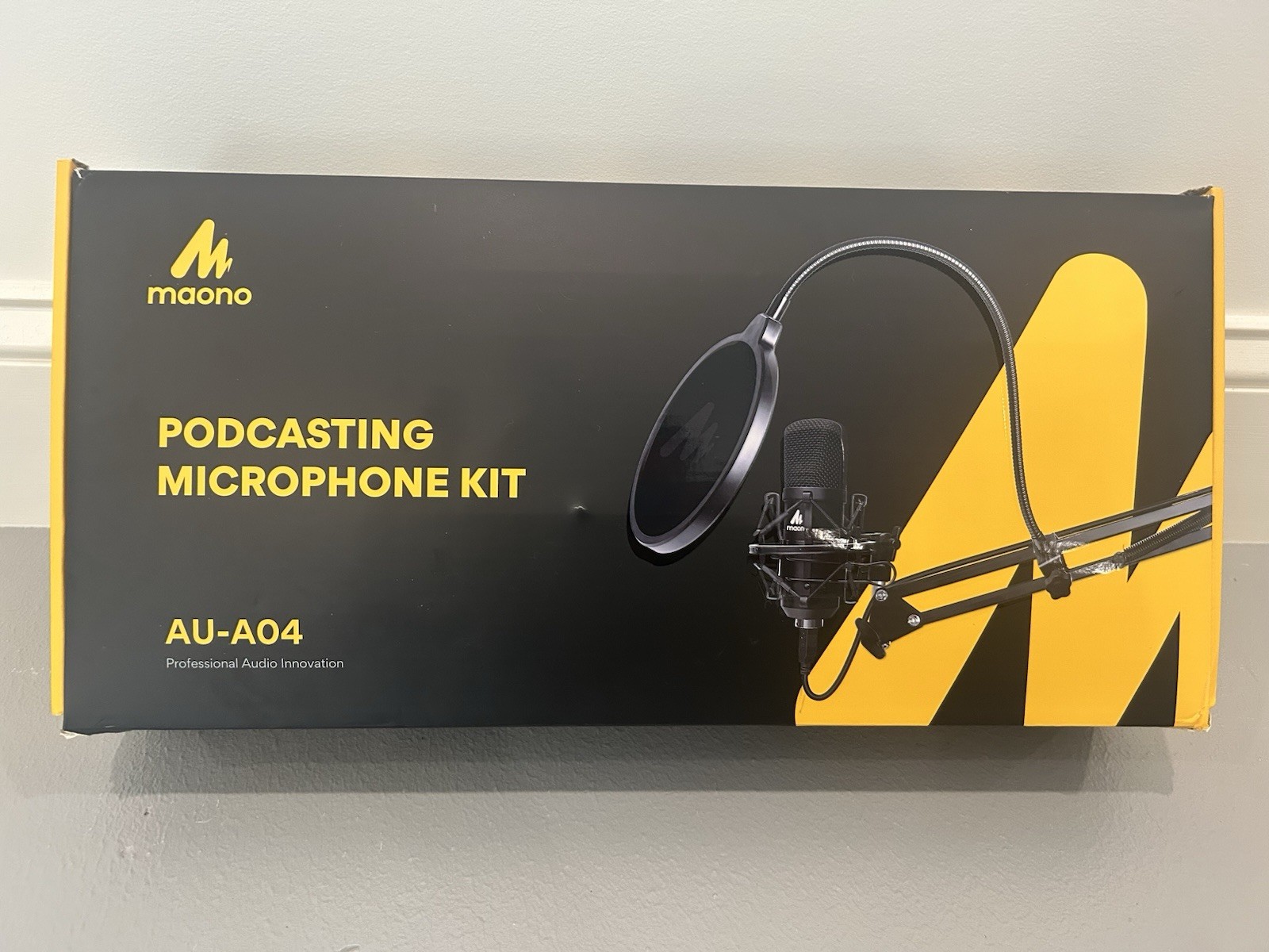 MAONO Podcasting Microphone Kit AU-A04 – Open Box
