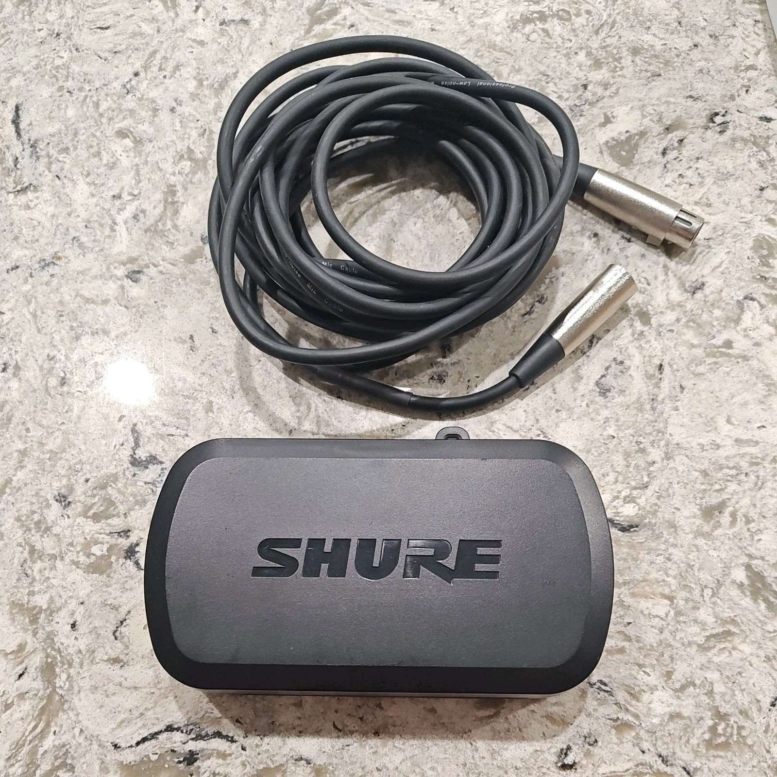 Shure PG4 Wireless Receiver – H7 Band (536-548Mhz), with 20ft Microphone cable
