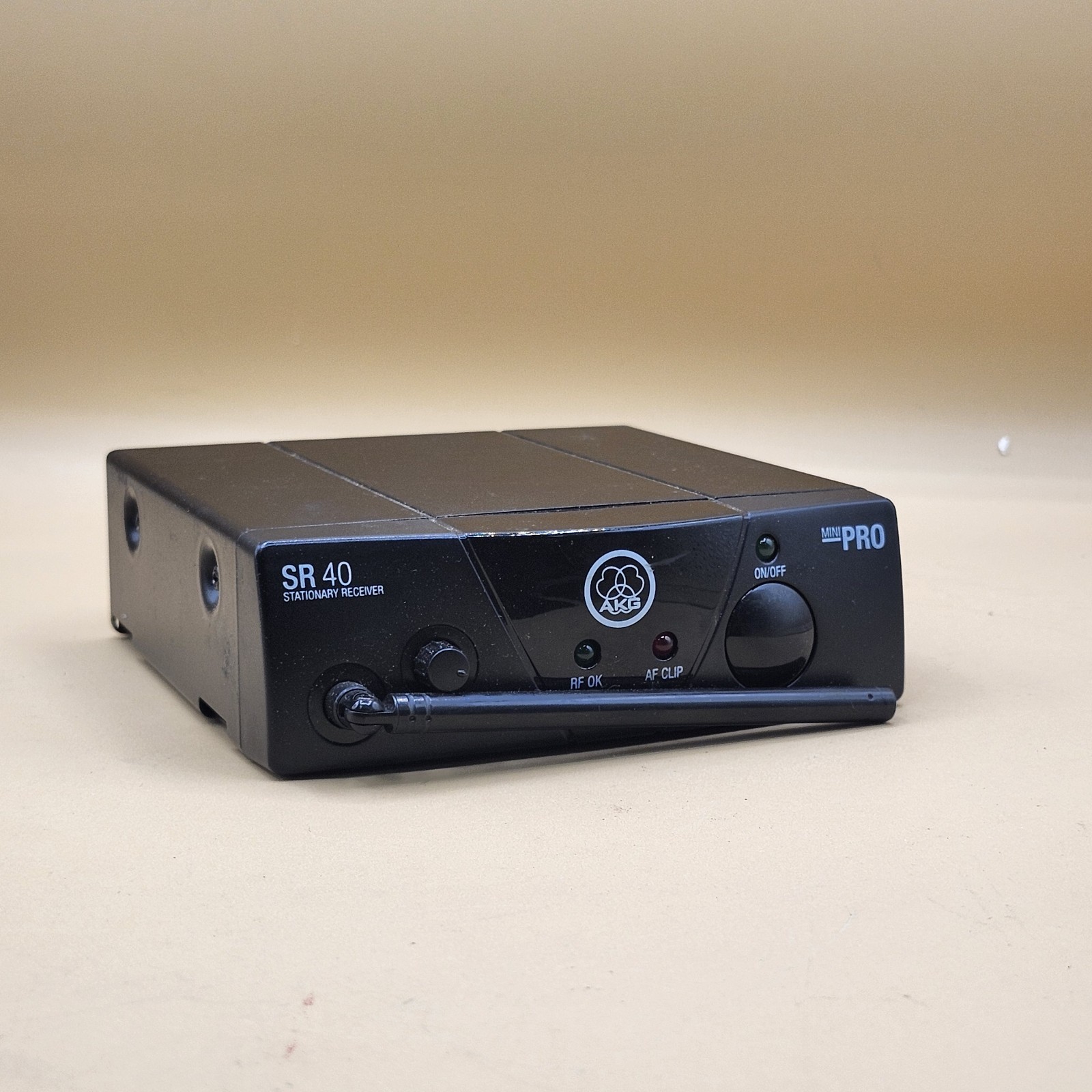 AKG SR40 mini PRO Wireless Microphone System Receiver No Power Supply