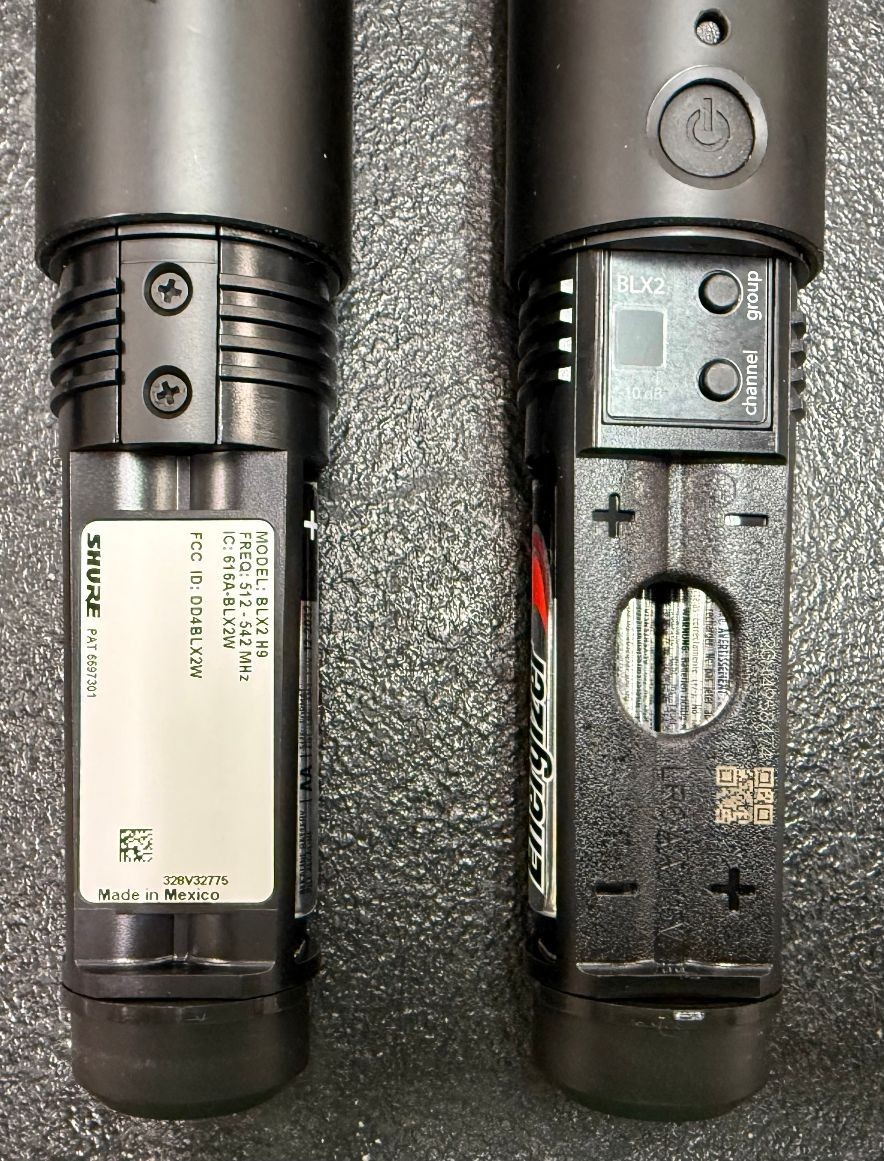 Shure BLX88 Dual Wireless Microphone System w/ (2) BLX2 PG58 Handheld Mics H9