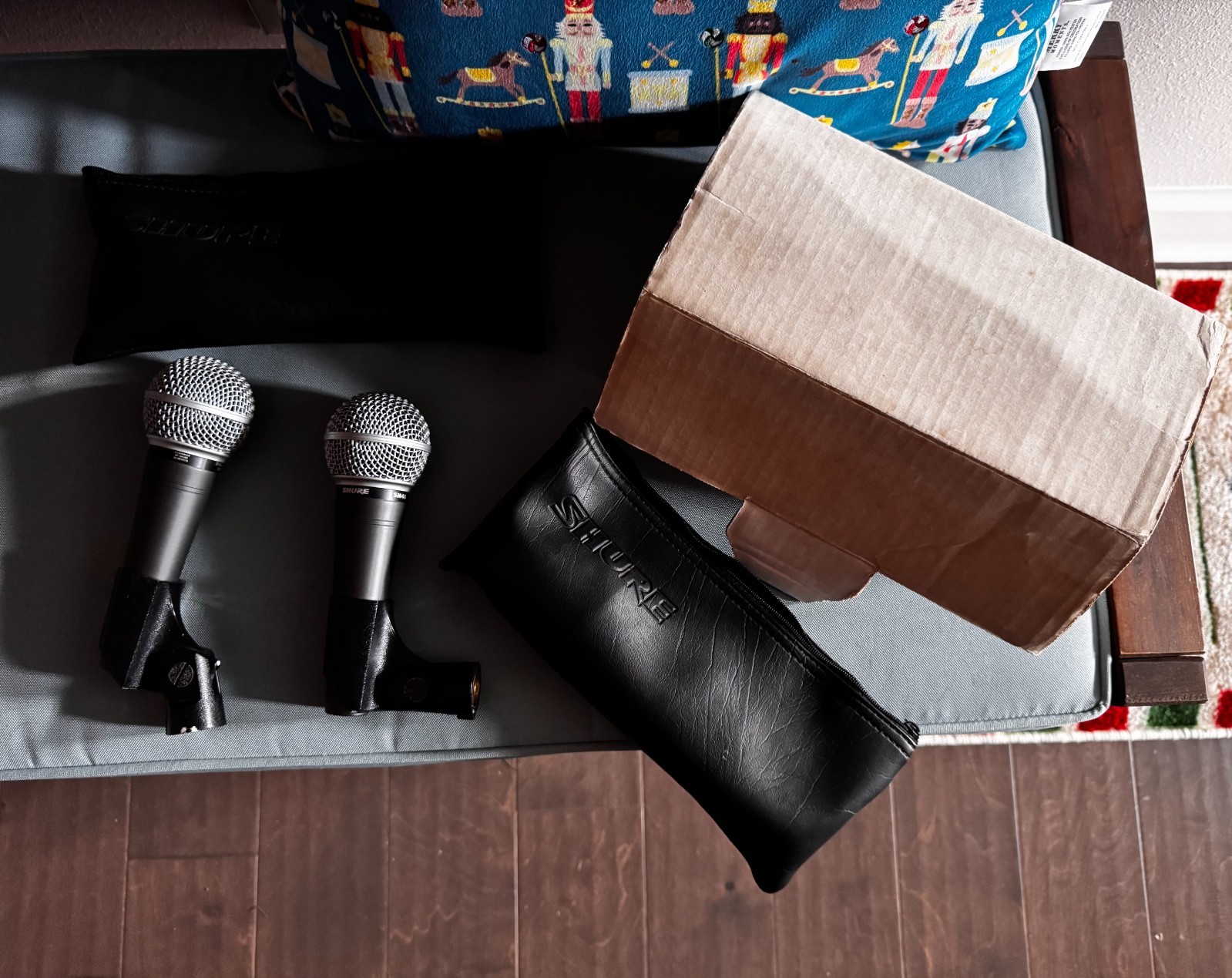 Sure Professional Dynamic Vocal Microphone – Moving Cardid DynamicUnidirectional