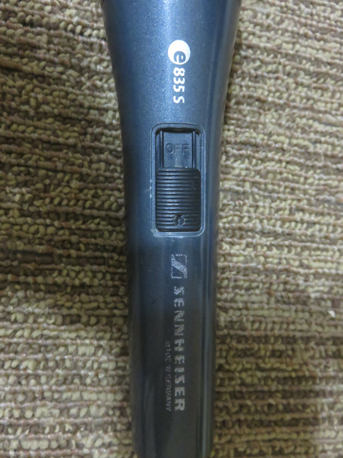 Sennheiser e 835-S Dynamic Cardioid Microphone – Black